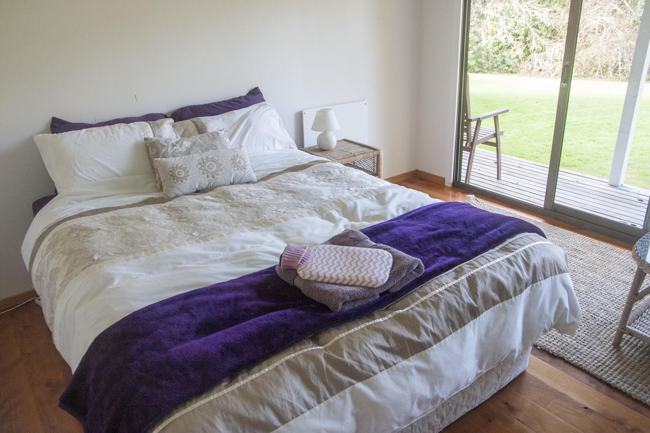 Kawai Purapura Yoga Retreat Centre Hotel Auckland Exterior photo